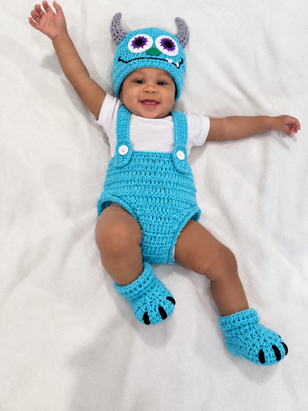 Customer photo review of CozyCuties™ Baby Outfit Set