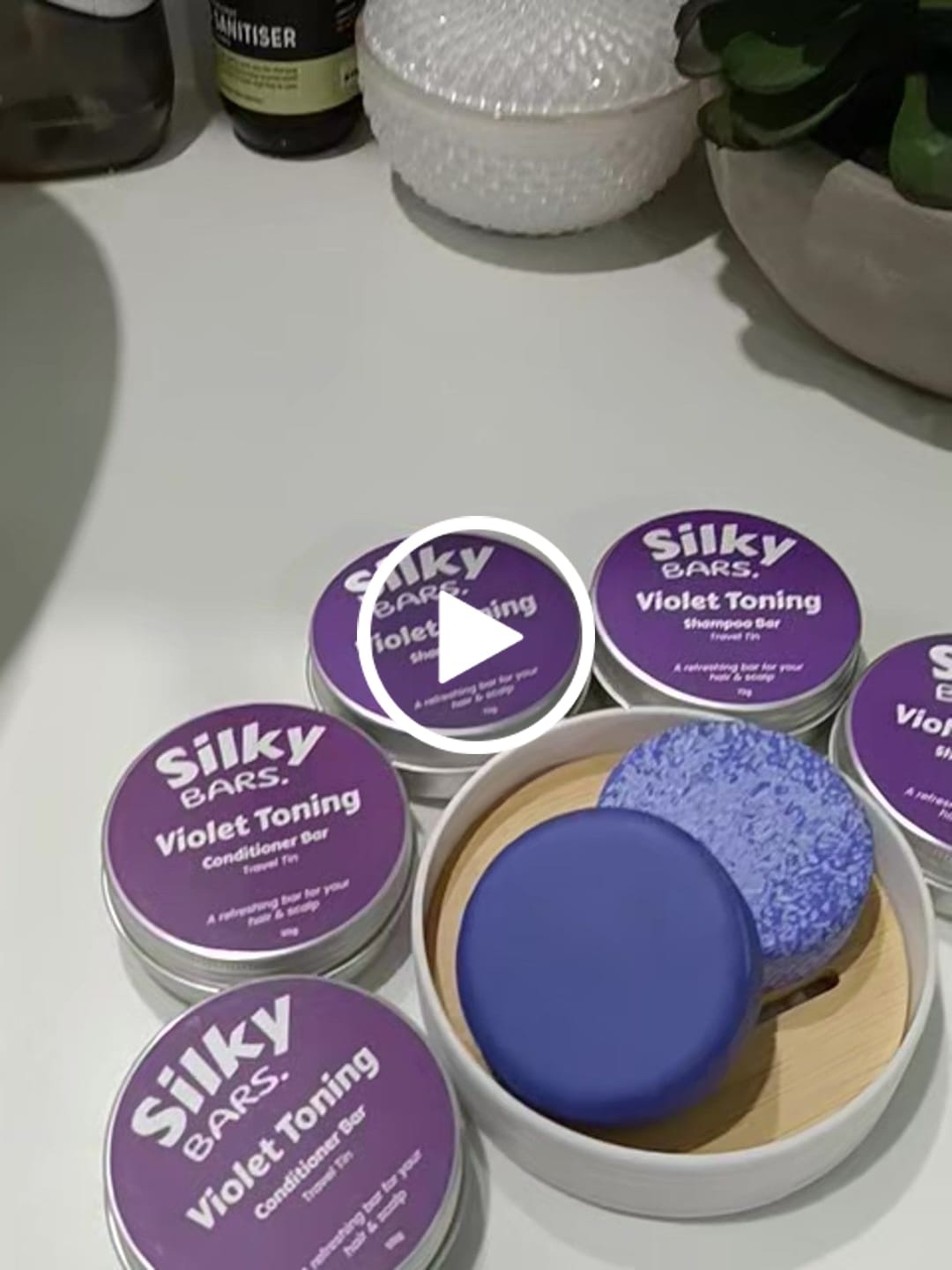 Customer video review of Violet Toning Shampoo Bar