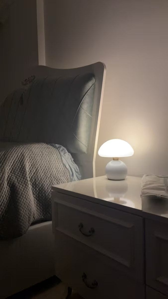 Customer photo review of Bauhaus Pilzlampe Cremeweiß | Elegantes Lichtambiente pur