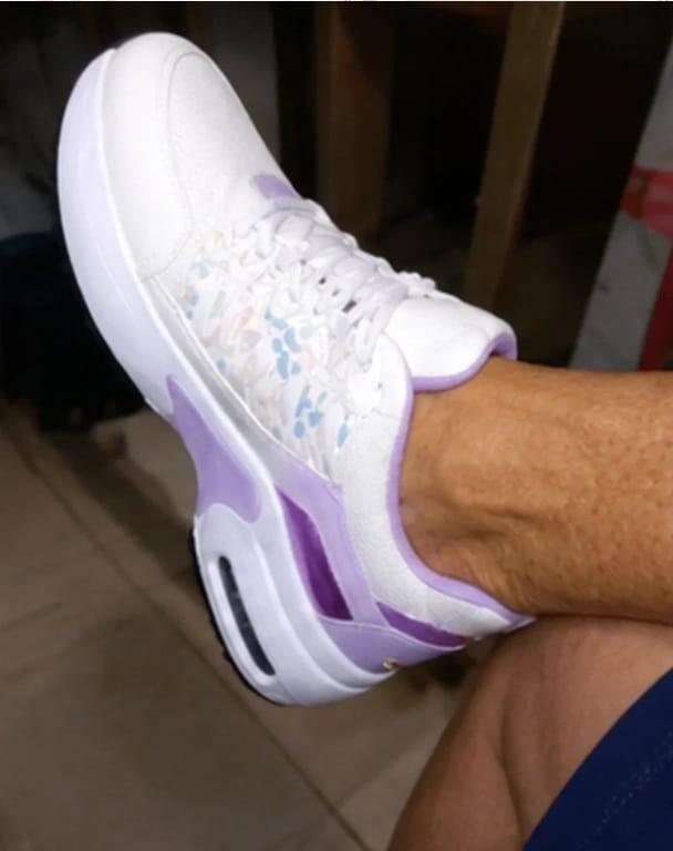 Customer photo review of Tênis Ultra Ortopédico Feminino