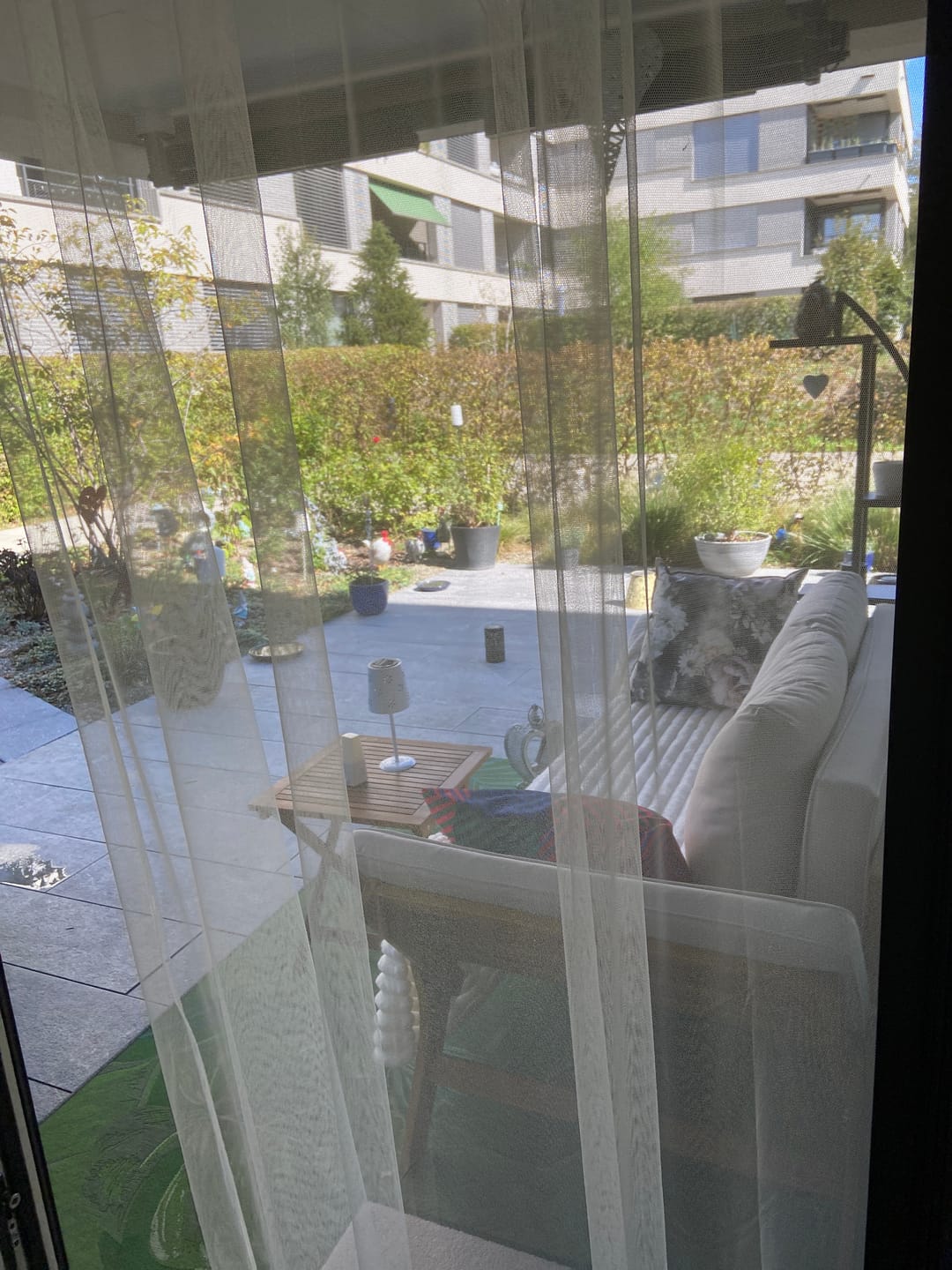 Customer photo review of Outdoor Moskitonetz Vorhang zuschneidbar mit Stangendurchzug für Terrasse Balkon Garten