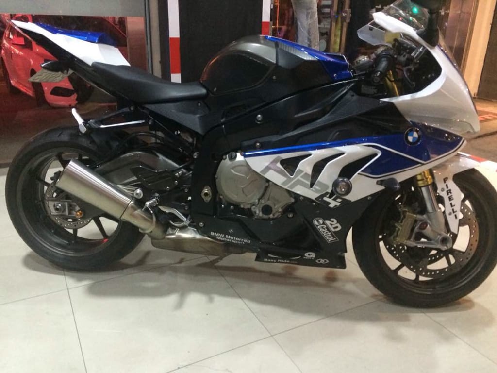 Customer photo review of BMW S1000RR 2009-2014 OEM Design Fairing