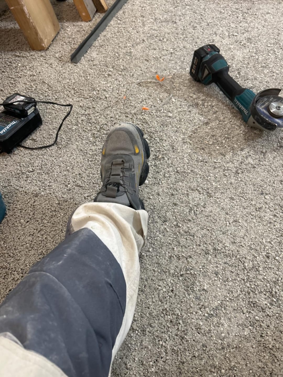 Customer photo review of SALVOX S3 Sicherheitshalbschuh NEXUS™
