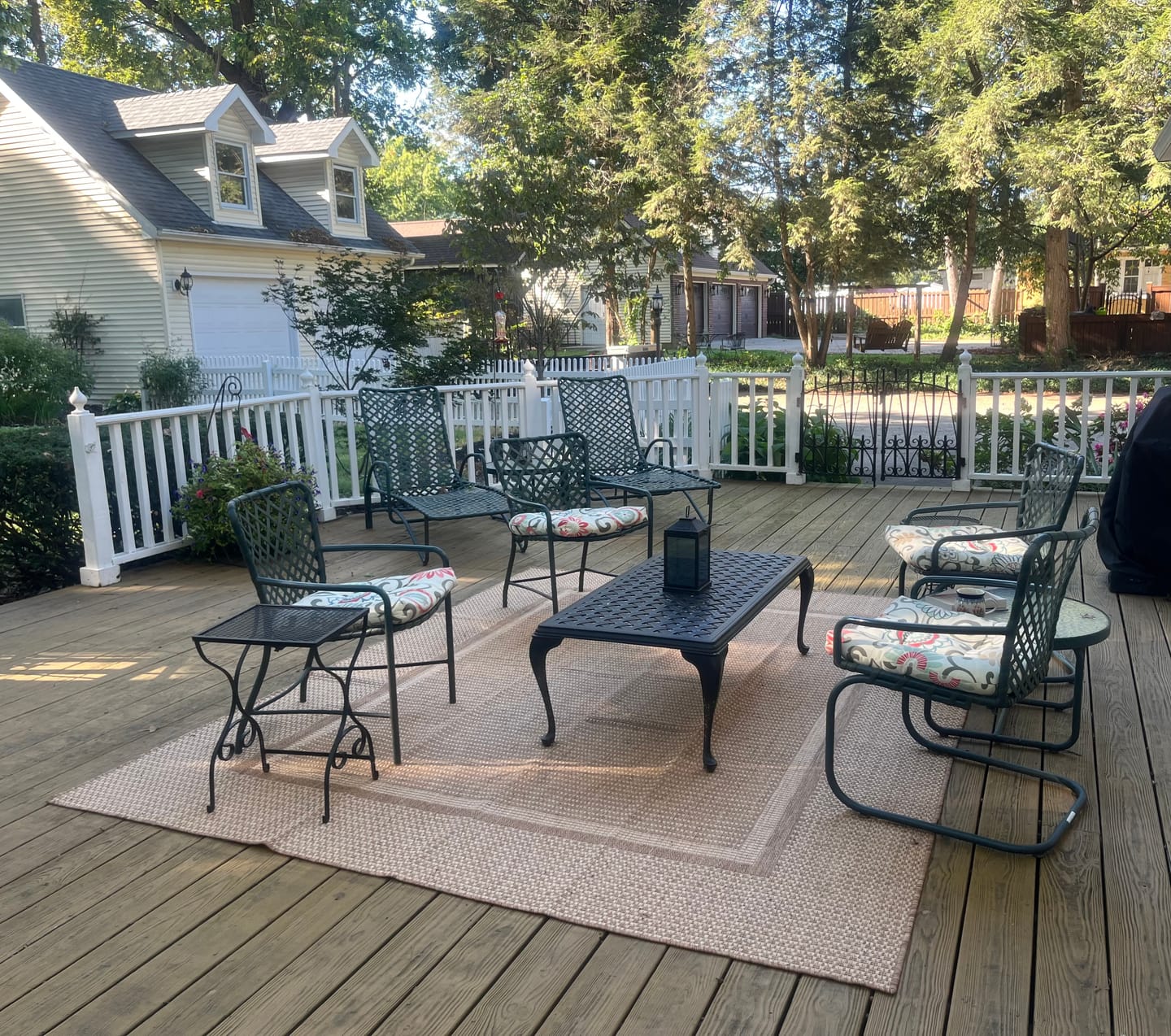 Customer photo review of Willow Lane Indoor/Outdoor Rug - Brown