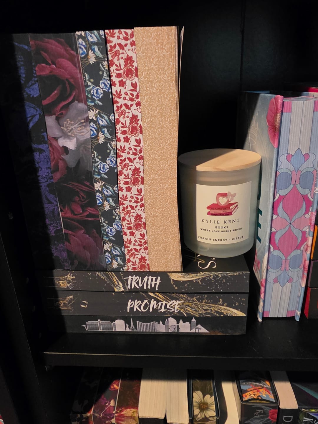 Customer photo review of Large Blind Book Box