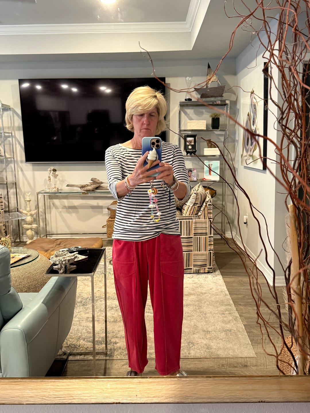 Customer photo review of The Essential Mineral Washed Terry Knit Barrel Pants