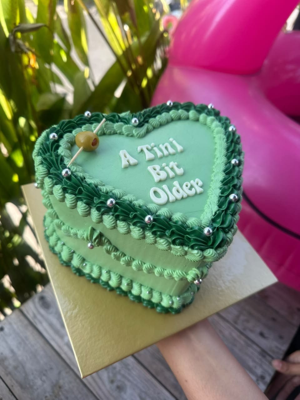 Customer photo review of 🎂 Birthday Cake – Delivery in Bali