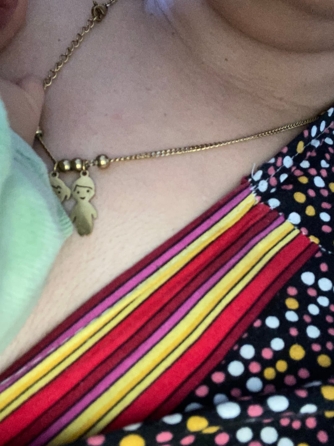 Customer photo review of Collier mère avec pendentifs personnalisés pour enfants
