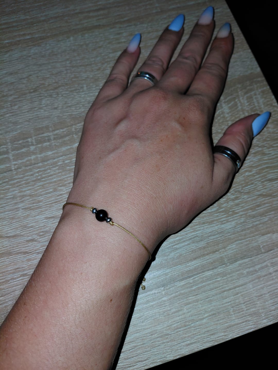 Customer photo review of Obsidian Armband - Naturband