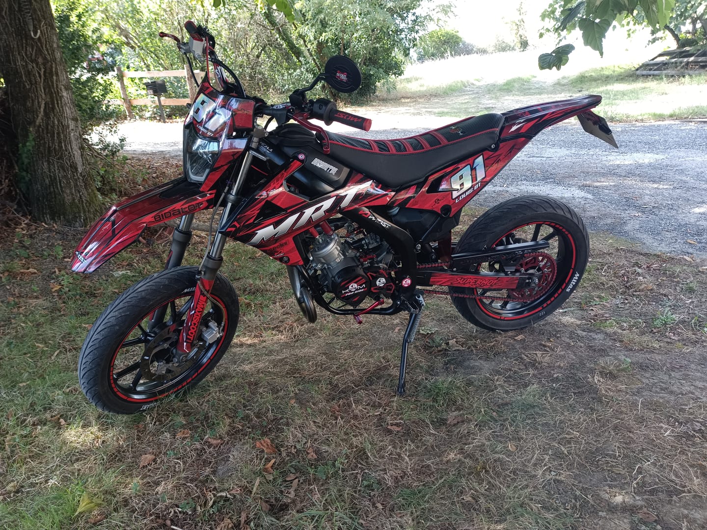 Customer photo review of Kit Déco Rieju MRT 2022-2025 - GLASS RED