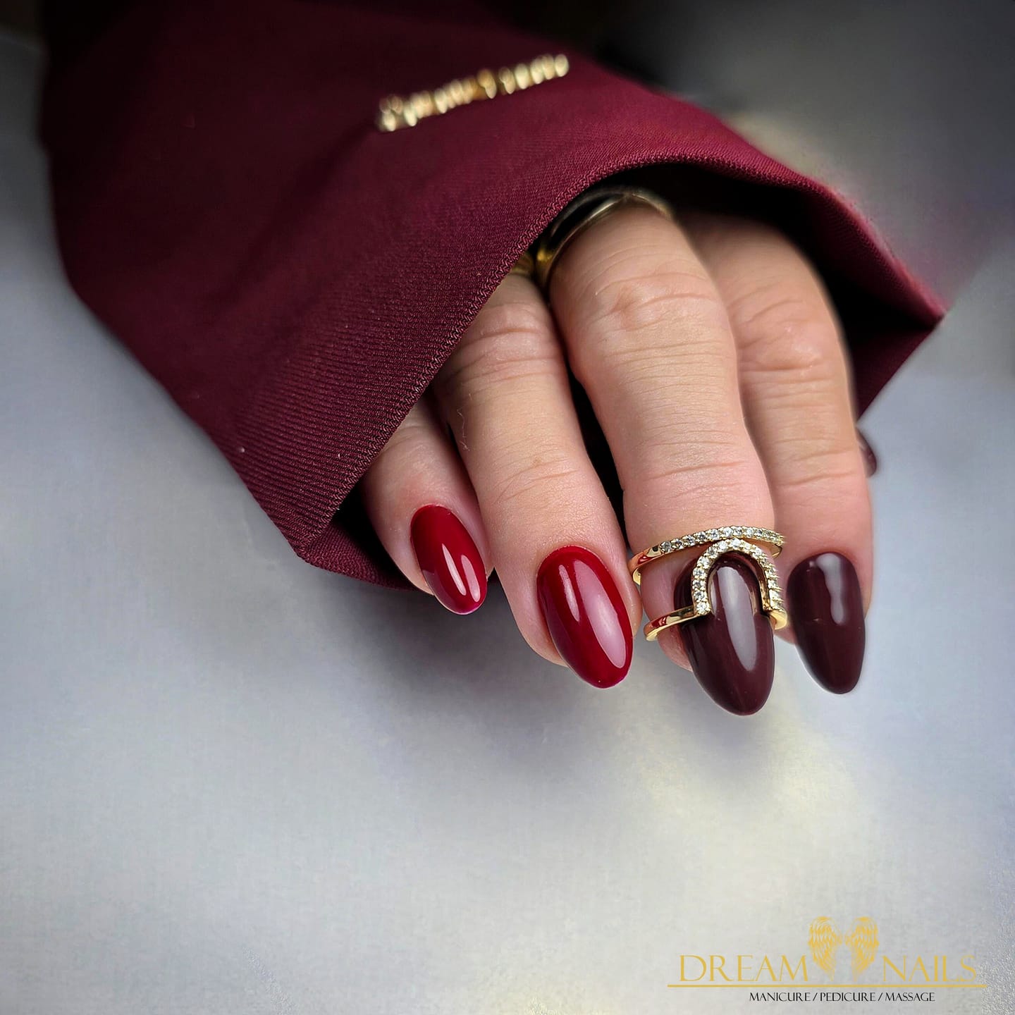 Customer photo review of Julia Nessa Nail Photo Sleeve - Burgundy Blazer