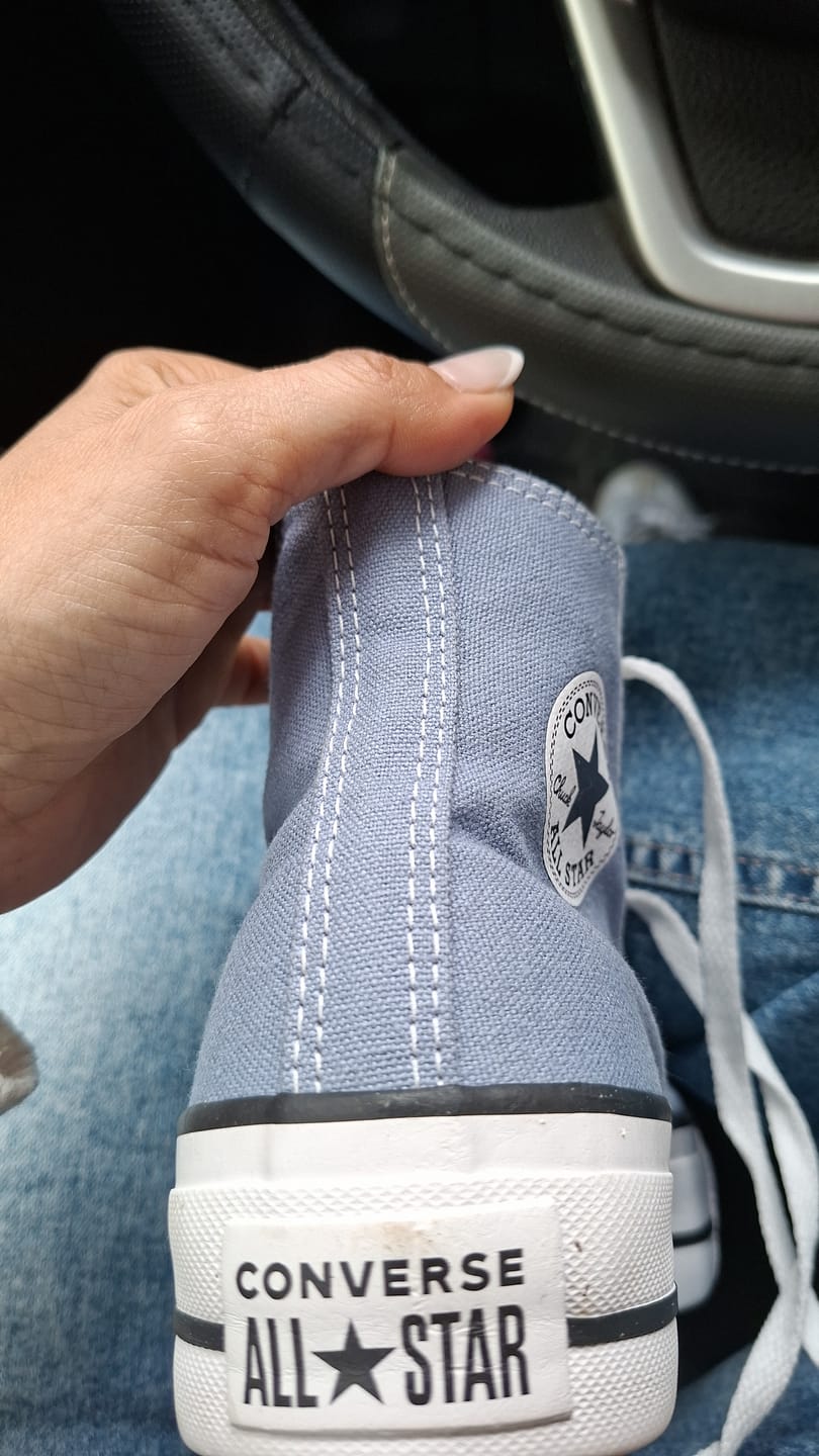 Customer photo review of Zapatillas Converse Chuck Taylor Hi Platform Celeste