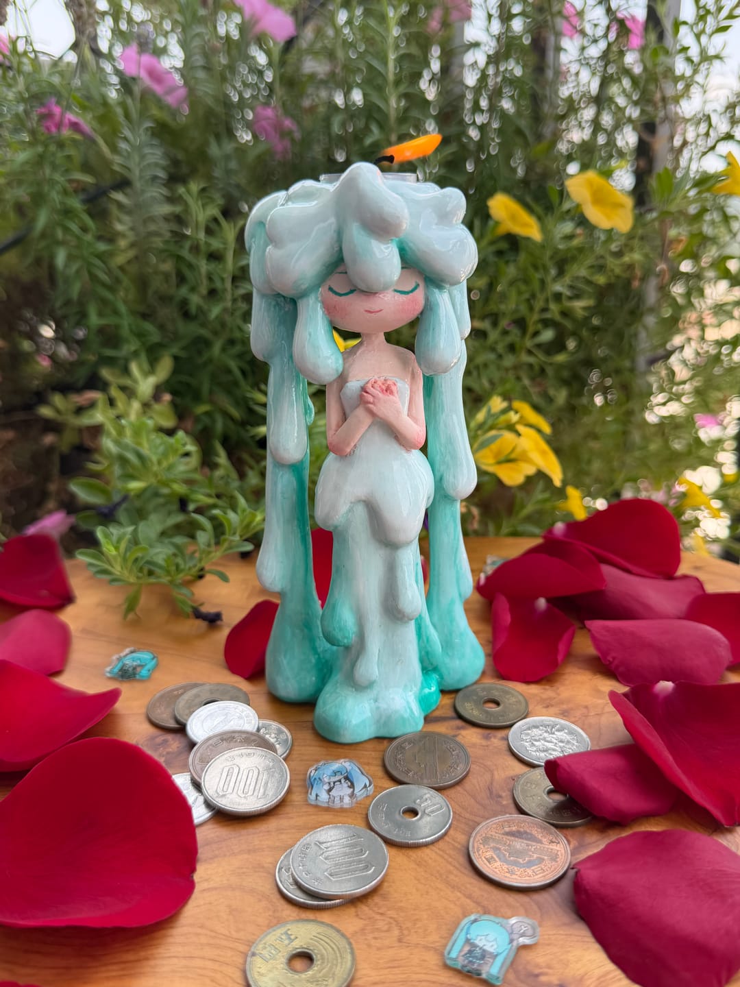 Customer photo review of Fan-Made Miku-Inspired Handmade Stone Clay Aroma Wax Holder Figure – Pre-Order