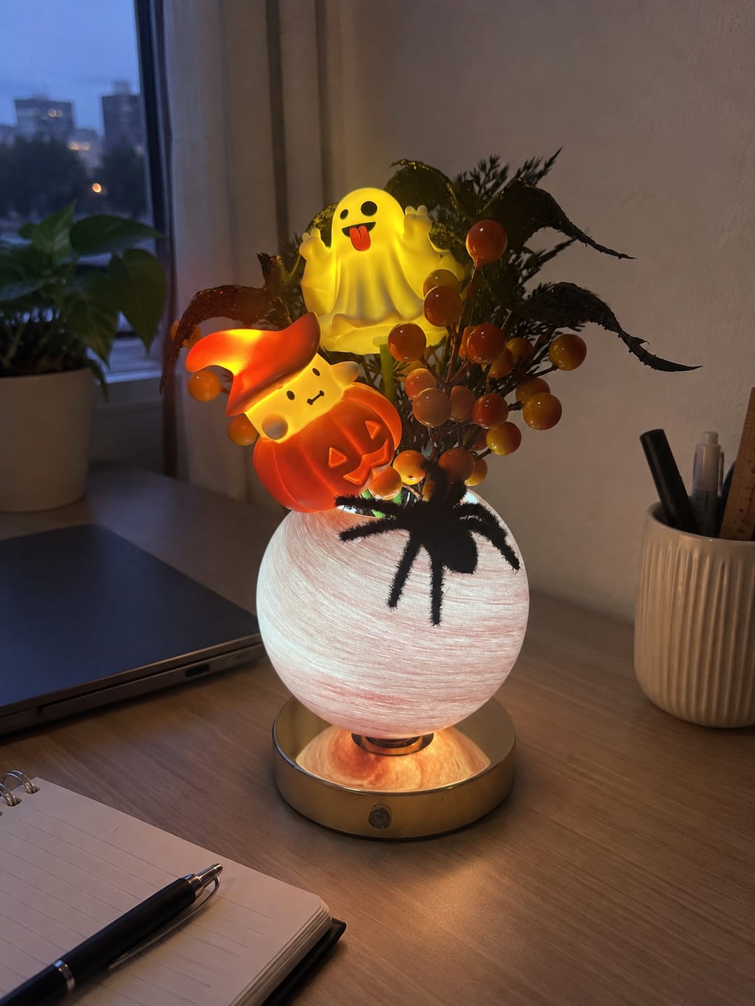 Customer photo review of pumpkin bloom lamp