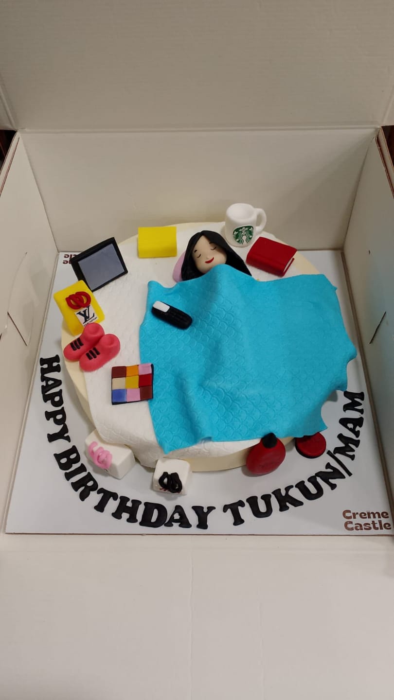 Customer photo review of Lazy Beauty Cake for Girlfriend