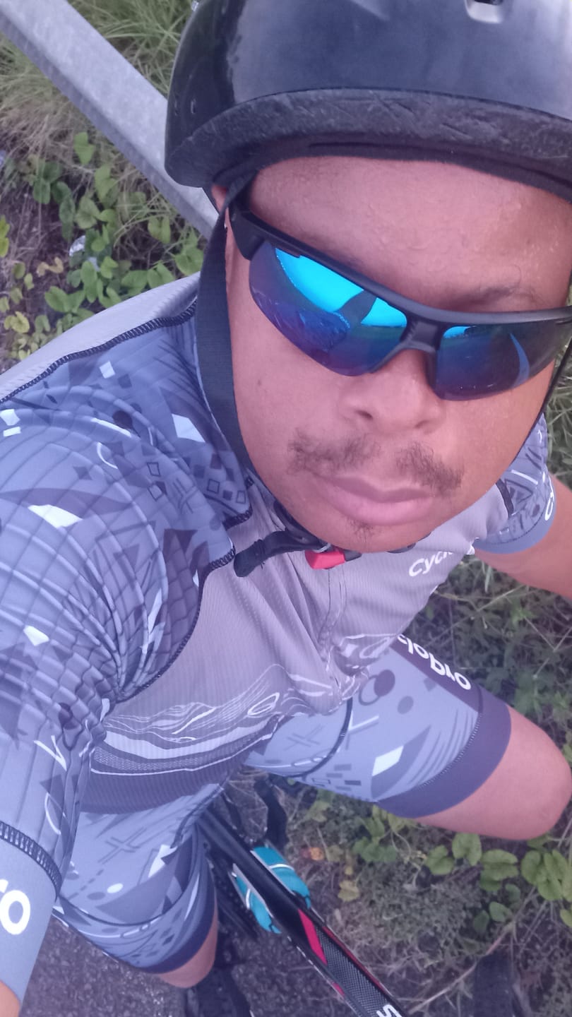 Customer photo review of TENUE DE CYCLISME ÉTÉ HOMME GRIS - WAVE+