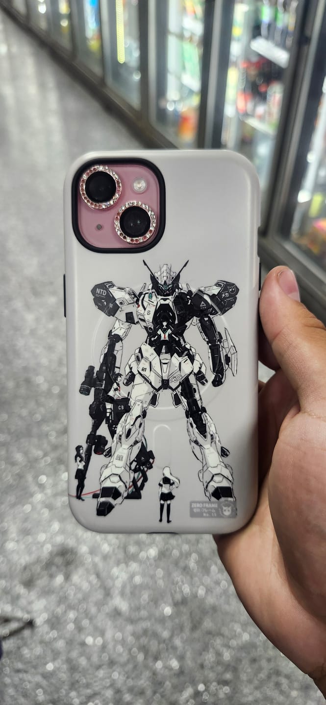 Customer photo review of Zero Frame iPhone Case