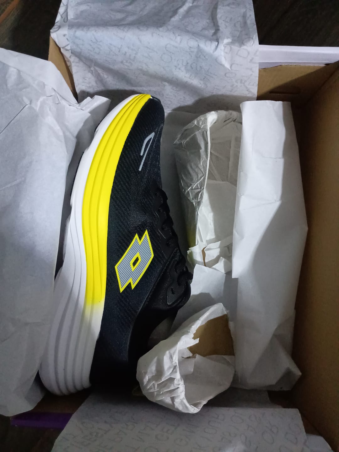 Customer photo review of Tenis One Rex Men