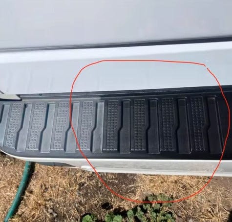 Customer photo review of Renovador de plásticos negros