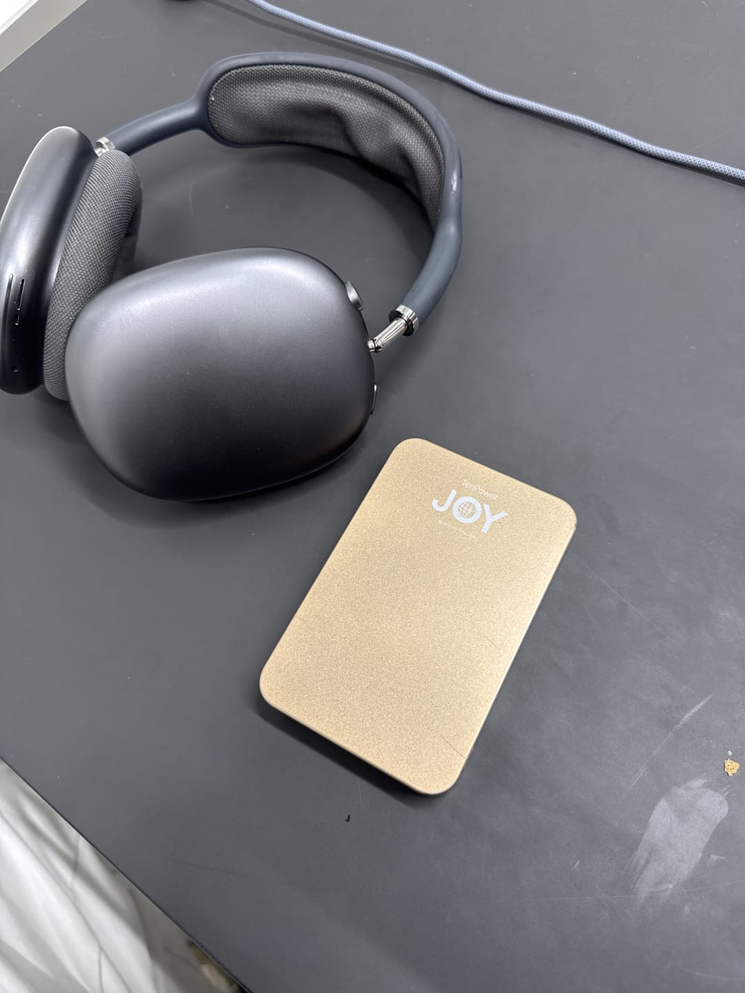Customer photo review of TenPower 10 000 mAh