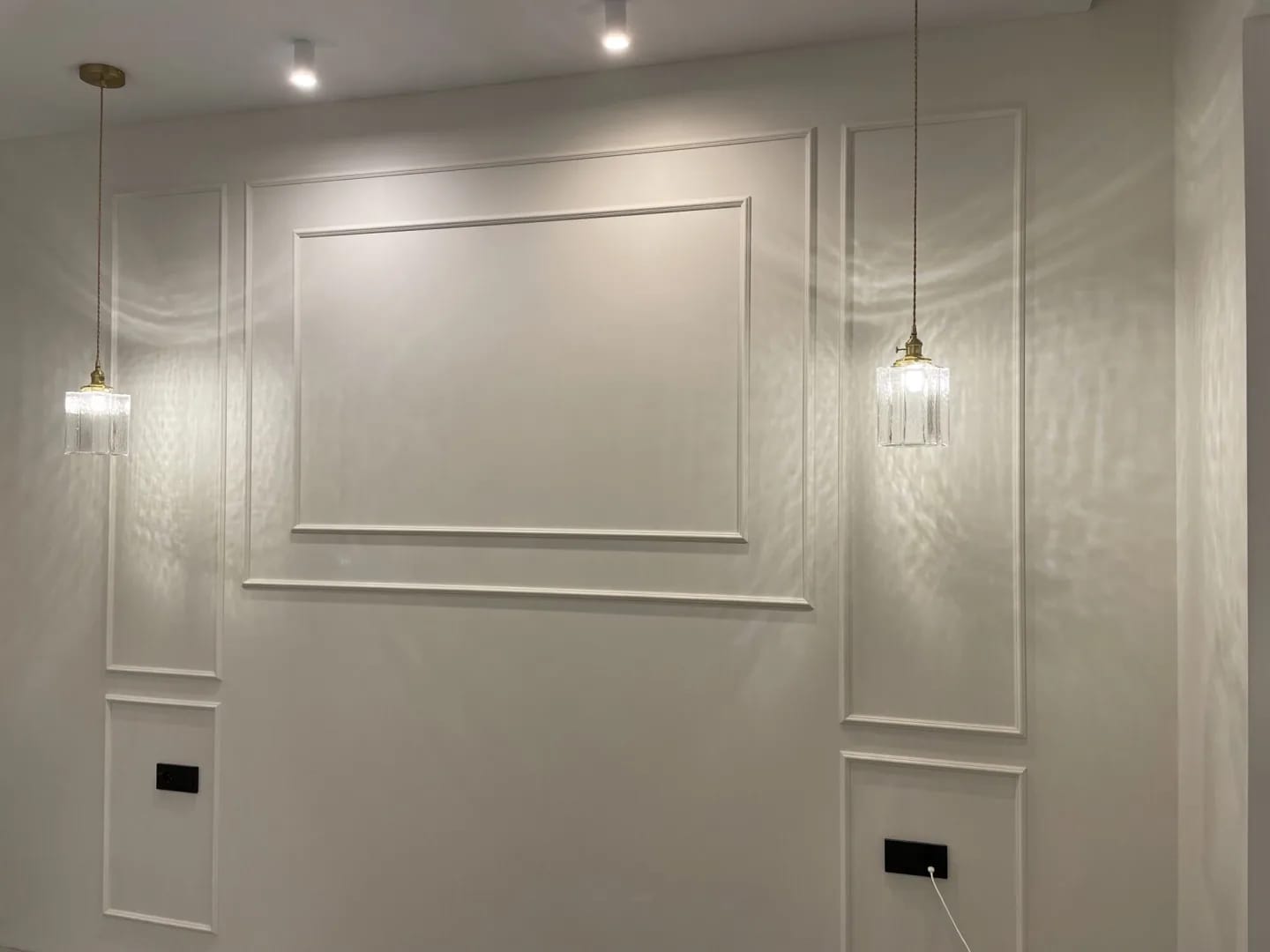 Customer photo review of Gold Cube Pendant Light for Kitchen Island, Frosted Glass, 10 cm