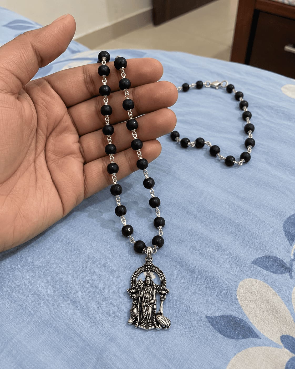 Customer photo review of Original Karungali Mala with Silver Plated Lord Murugan Pendant