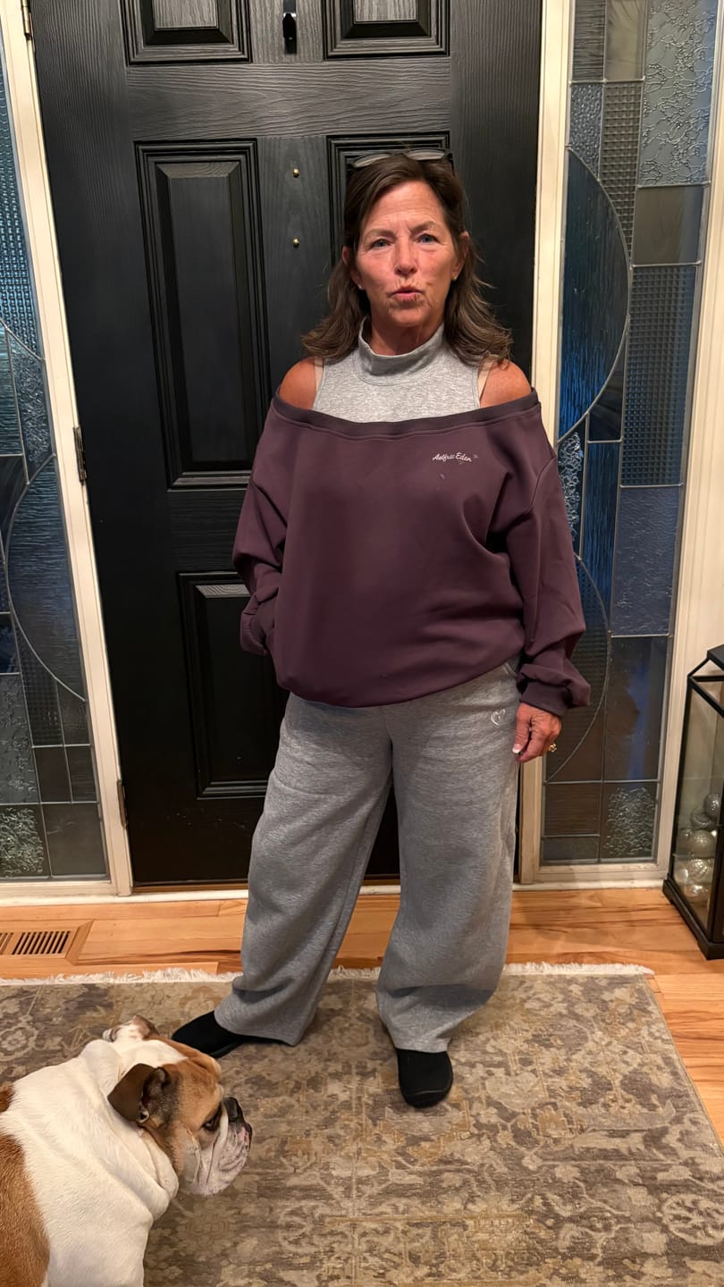 Customer photo review of Aelfric Eden Baggy Sweatpants