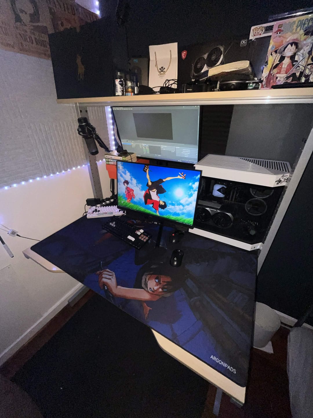 Customer photo review of Customizable Gaming Mousepad