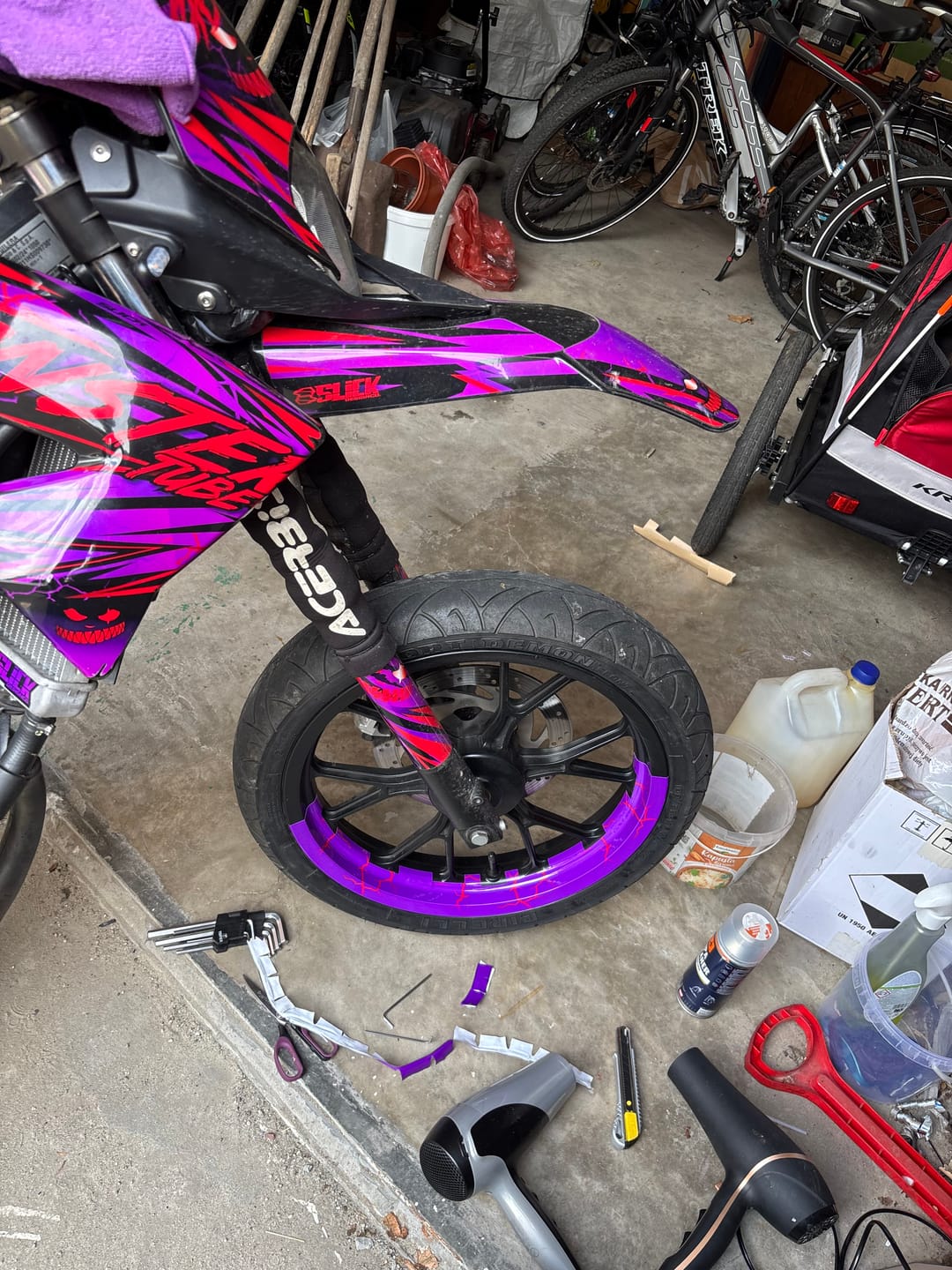 Customer photo review of 50/50 Supermoto Wheel Graphics