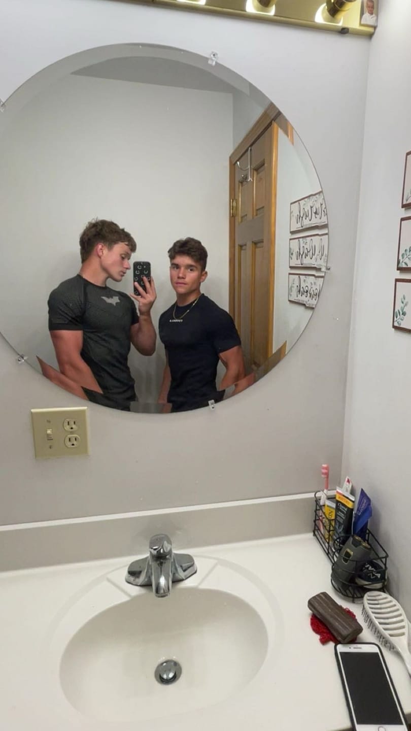 Customer photo review of W4329 Oversized Soccer Jersey