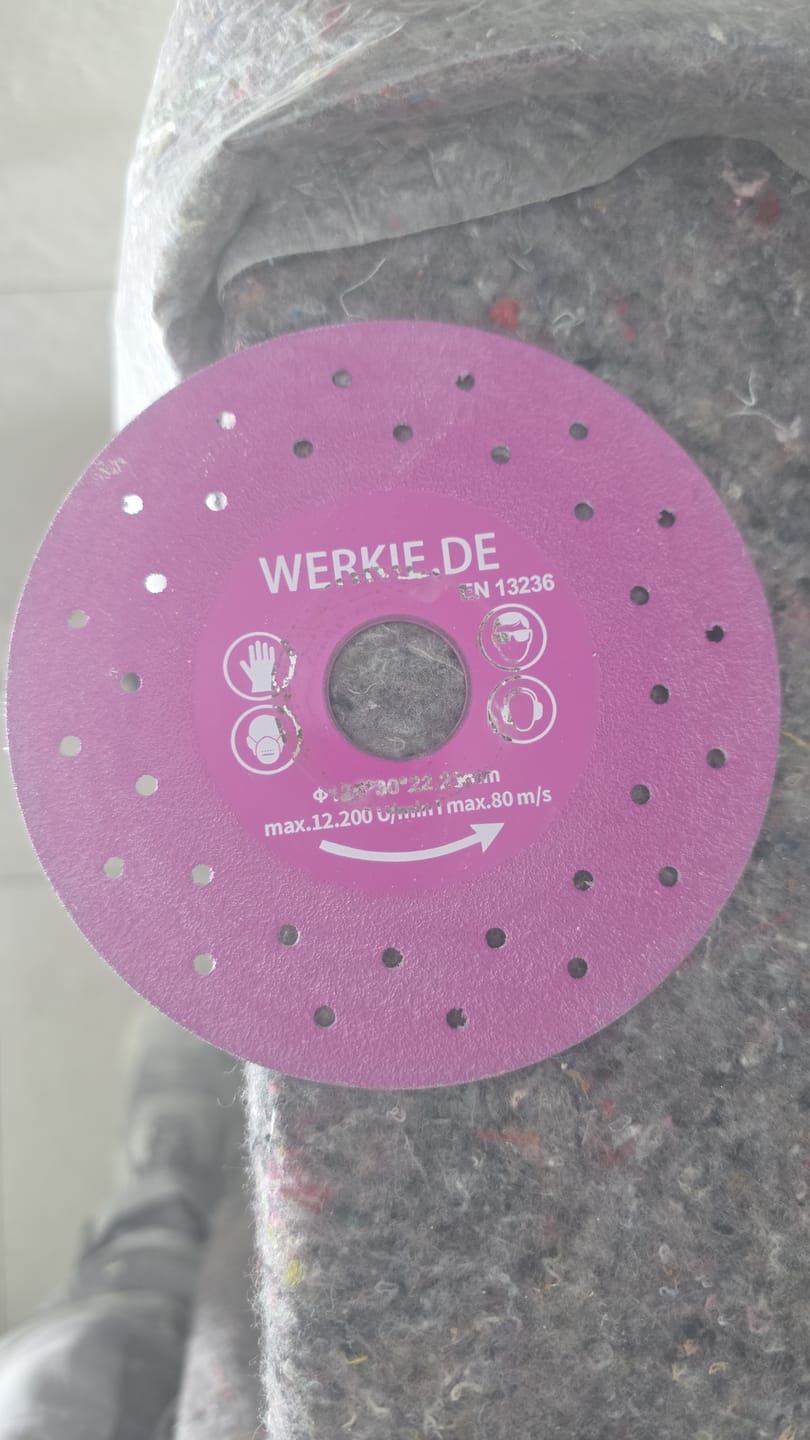 Customer photo review of Pink Spezial Edition "Einfach mal machen" Diamanttrennscheibe 125 mm