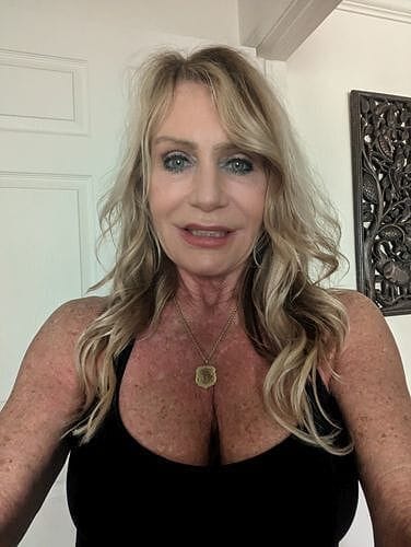 Customer photo review of 60-Second Eye Defining Set