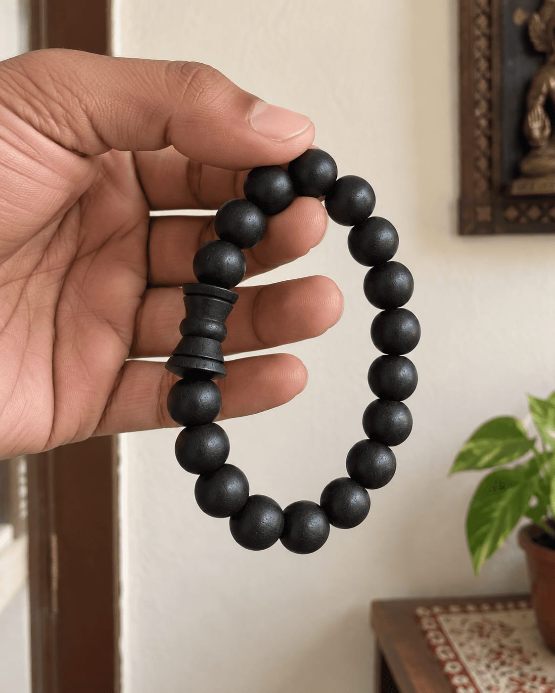 Customer photo review of Karungali Damru Bracelet