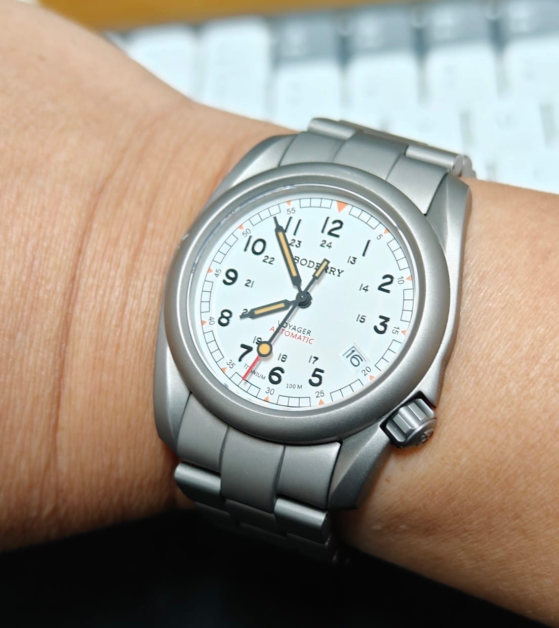 Customer photo review of VOYAGER - 100M Waterproof Titanium Automatic Field Watch | White-bracelet