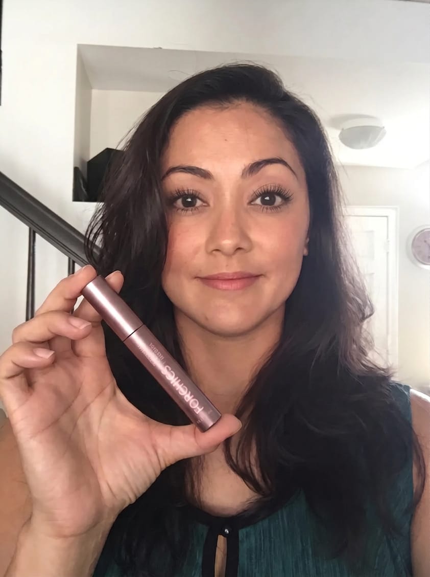 Customer photo review of Lash Growth Mascara