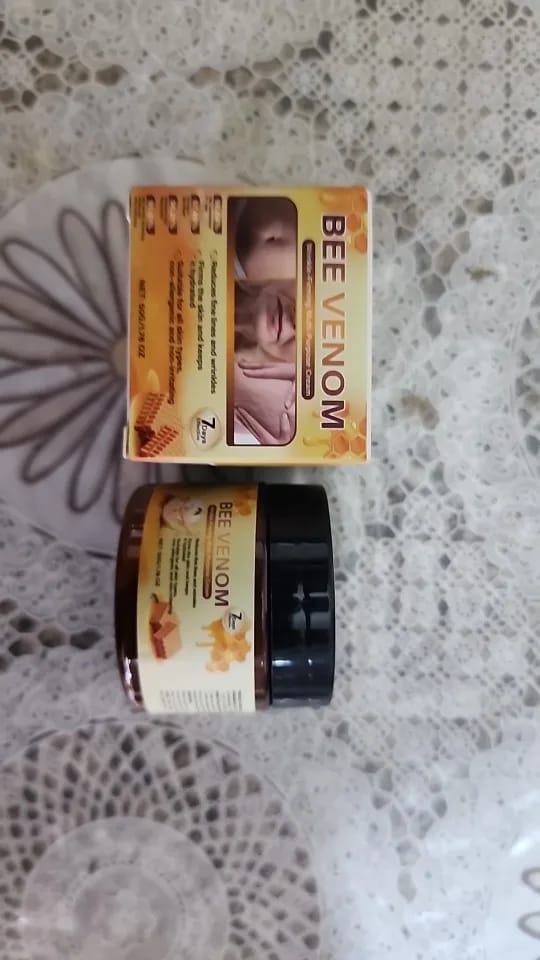Customer photo review of BeeVita Joint Comfort Cream for Knees, Elbows & Shoulders