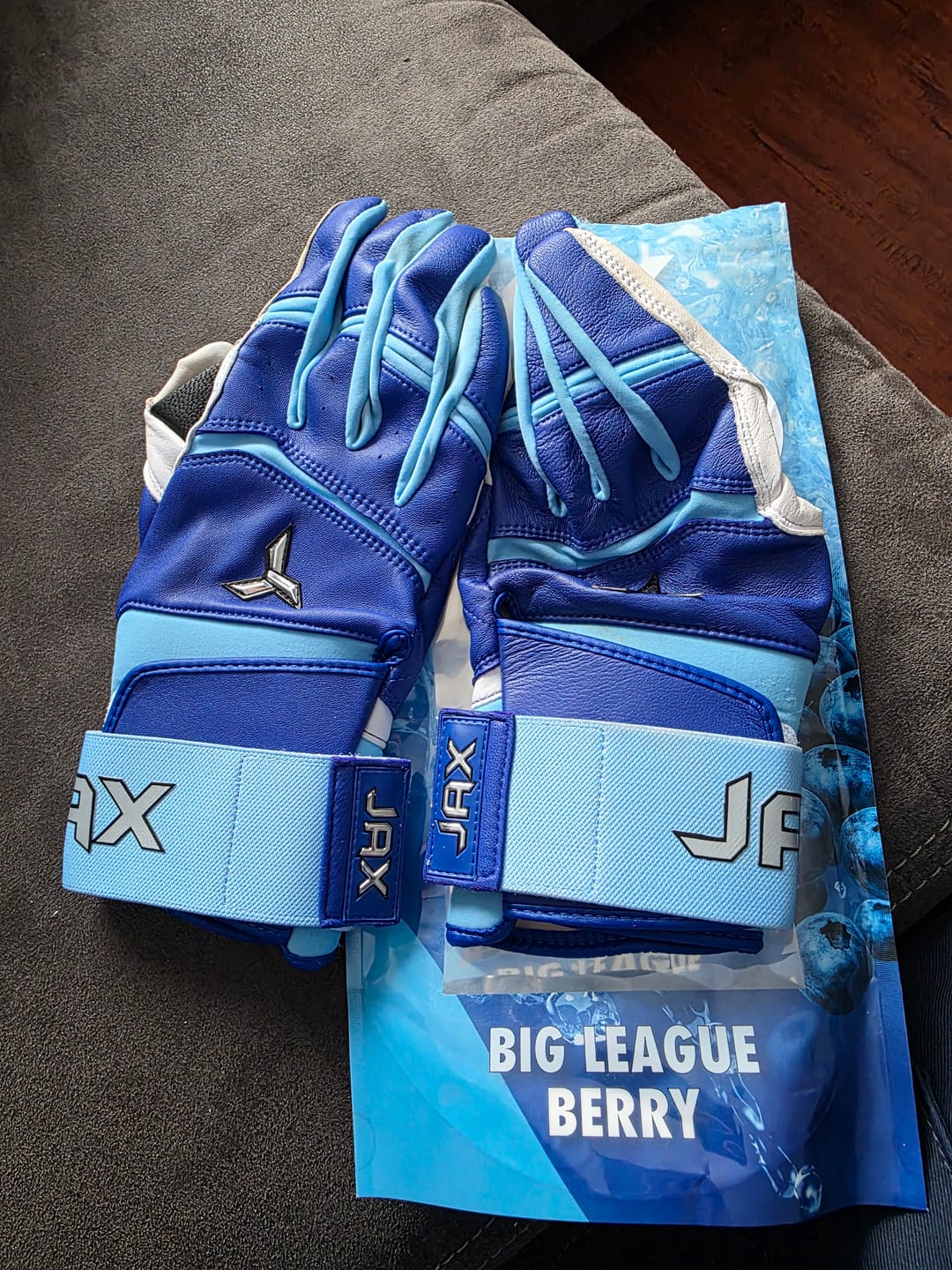 Customer photo review of Baby Blue | Strap Cuff