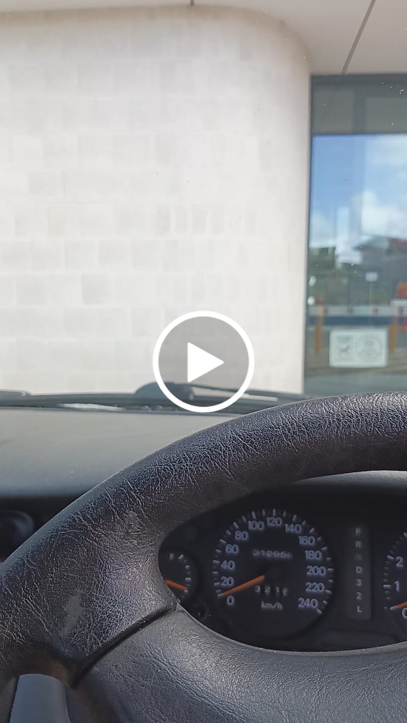 Customer video review of Mitsubishi Magna Wiper Blades