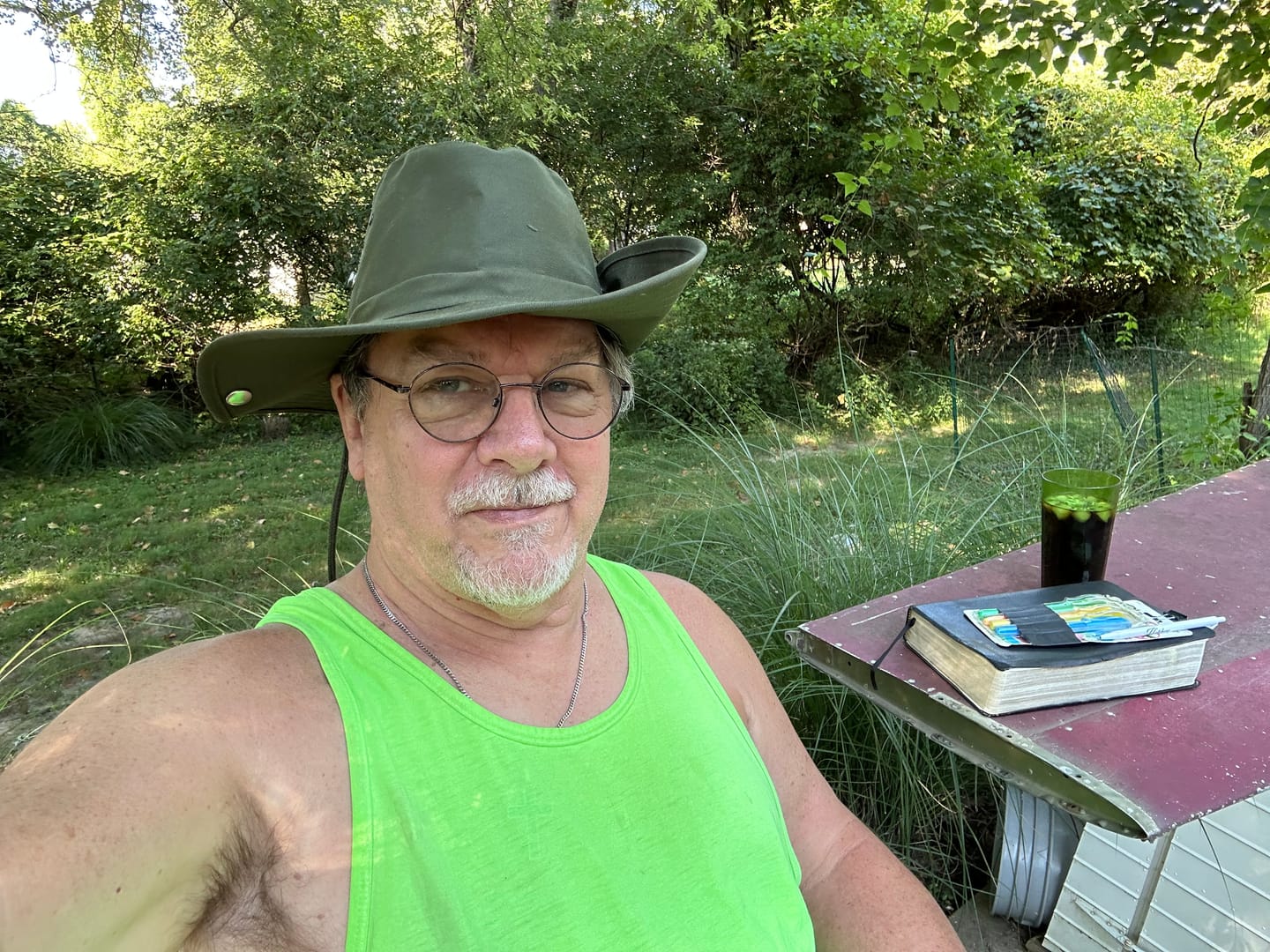 Customer photo review of MFH Brand Military style bush hat olive summer jungle panama bucket cap NEW