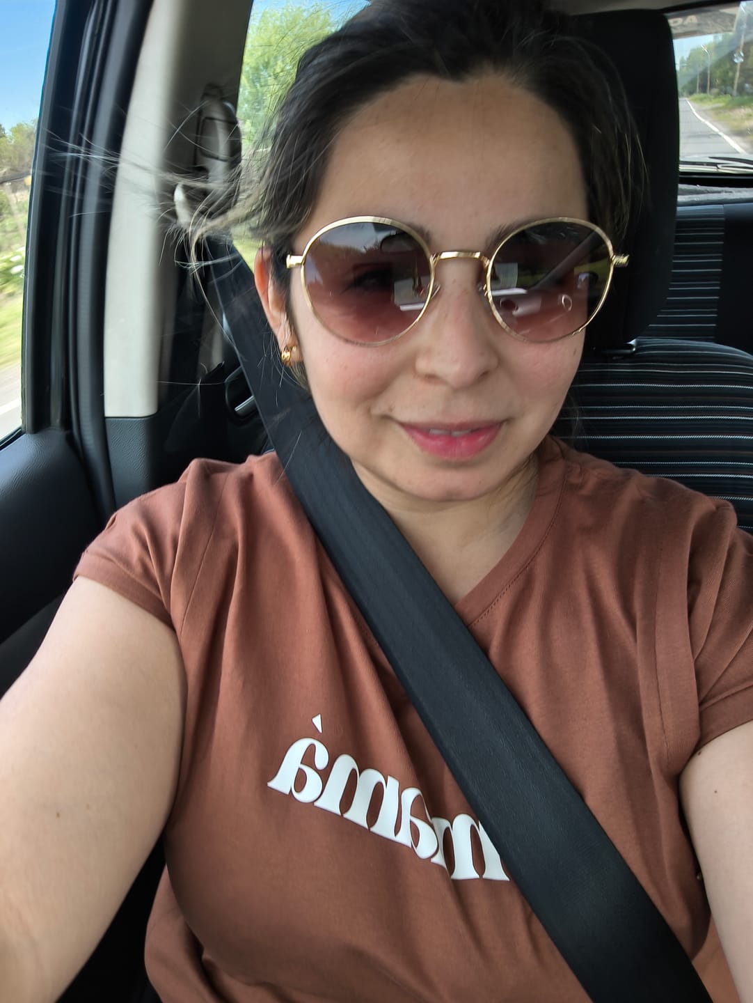 Customer photo review of Polera de Lactancia Sahr - Estampado Mamá