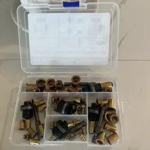 Customer photo review of Riparazione Auto Rivettatrice Manuale Acciaio Carbonio Kit
