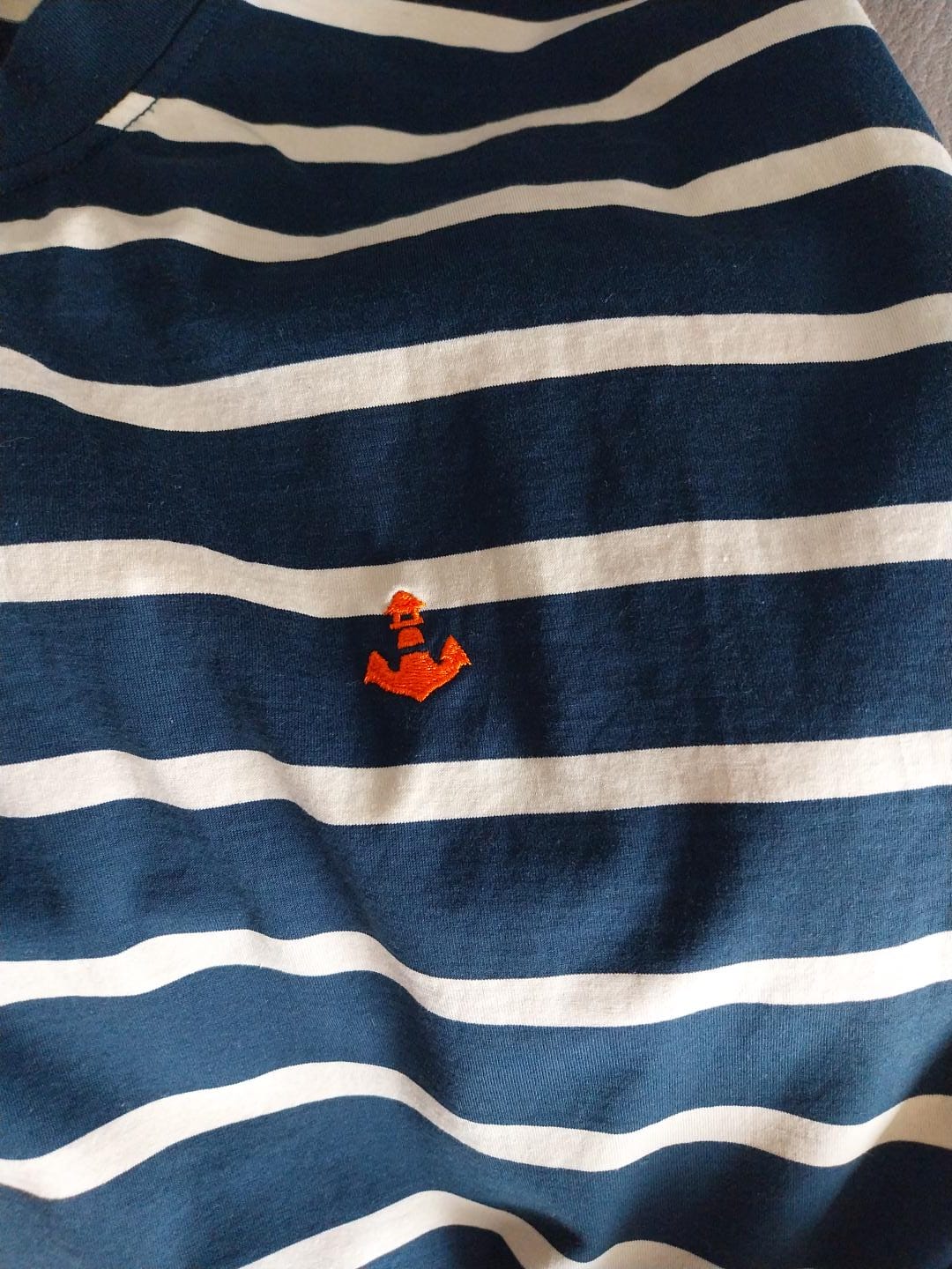 Customer photo review of Mooinzen Stripes · Unisex Signature Bio T-Shirt (mercerisiert)