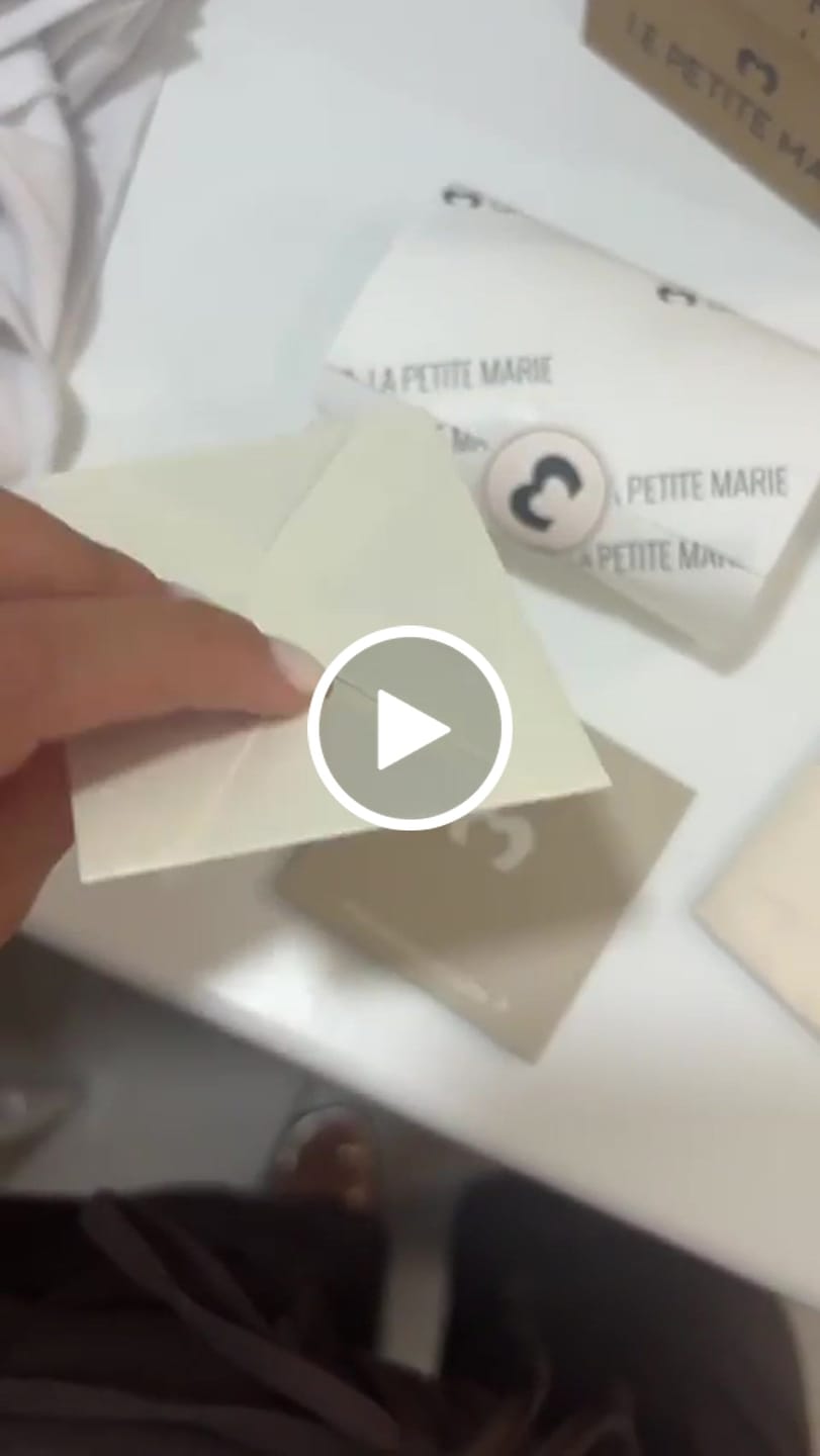 Customer video review of Collar Virgen de Guadalupe