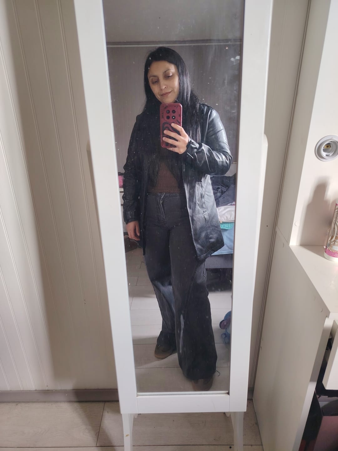 Customer photo review of Pantalón Corte Pierna Black