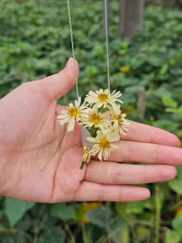 Customer photo review of Flower Bouquet Necklace