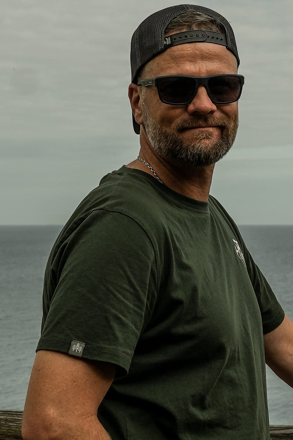 Customer photo review of Holzbrüder® Originals - Frecher Waschbär Bio Herren Shirt