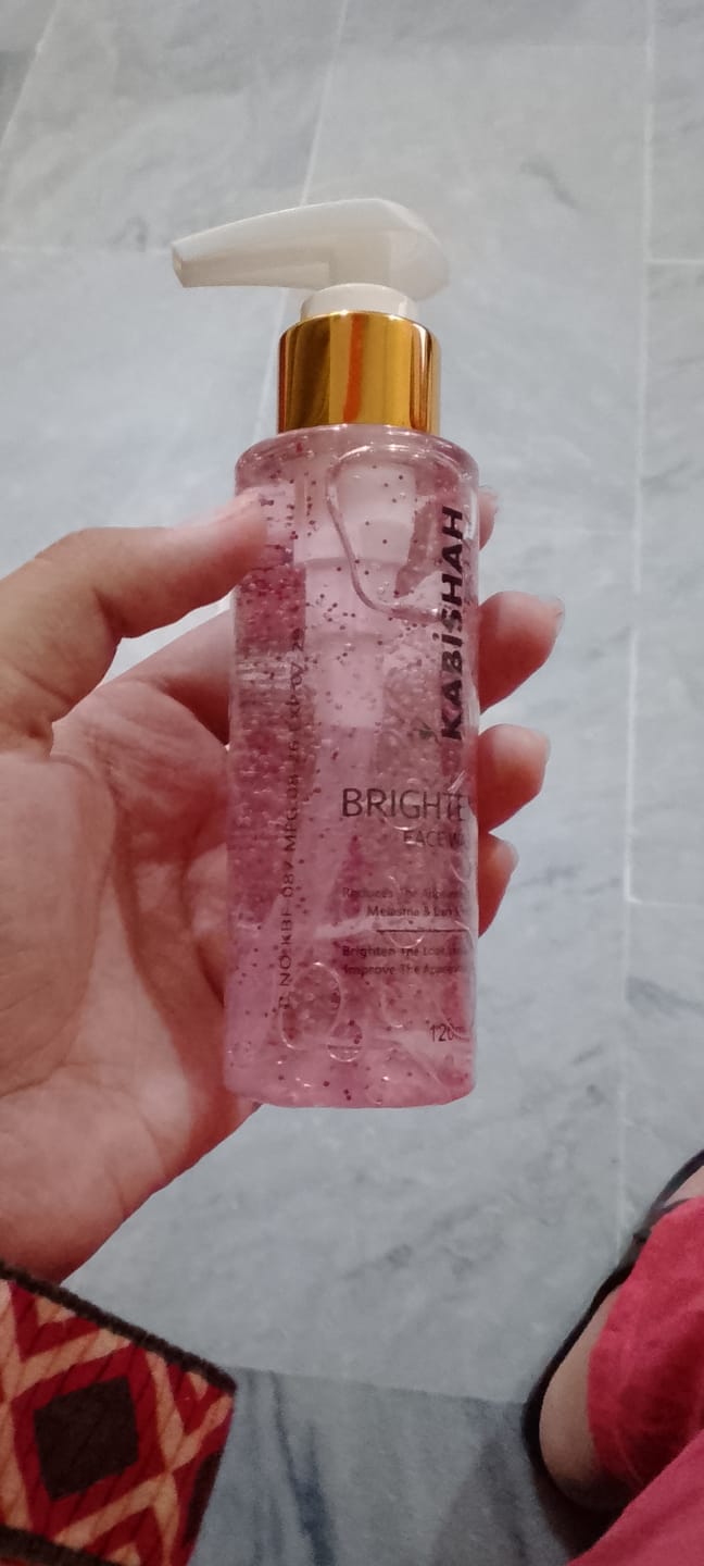 Customer photo review of LuminaBright Whitening Face Wash
