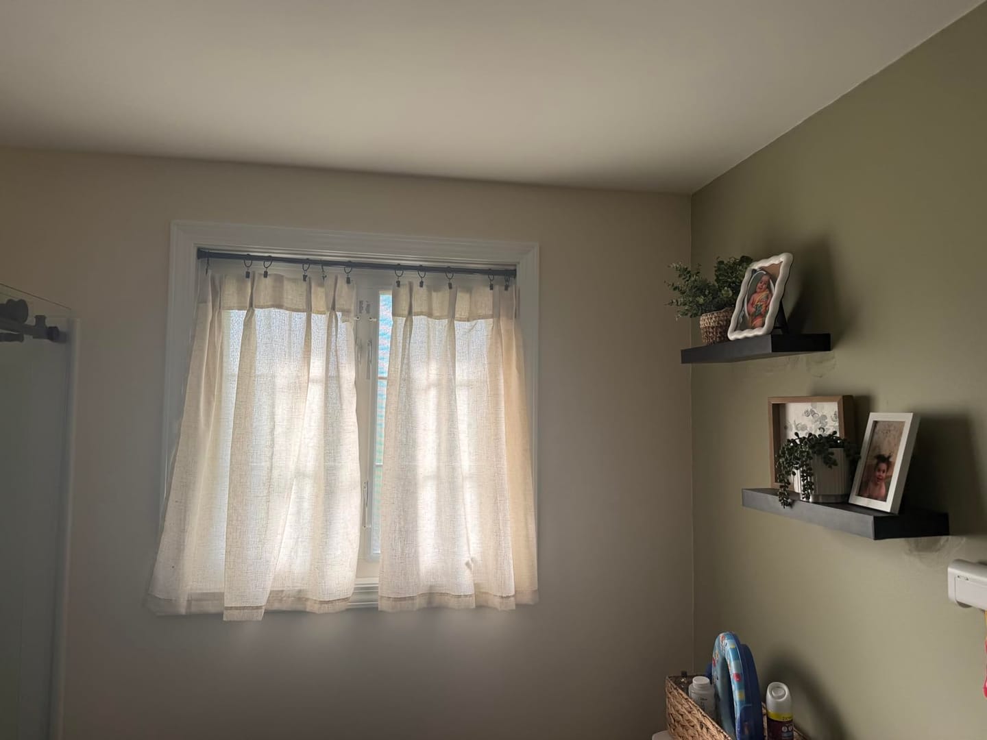 Customer photo review of Pinch Pleated Linen Tier Curtains (2 Panels)