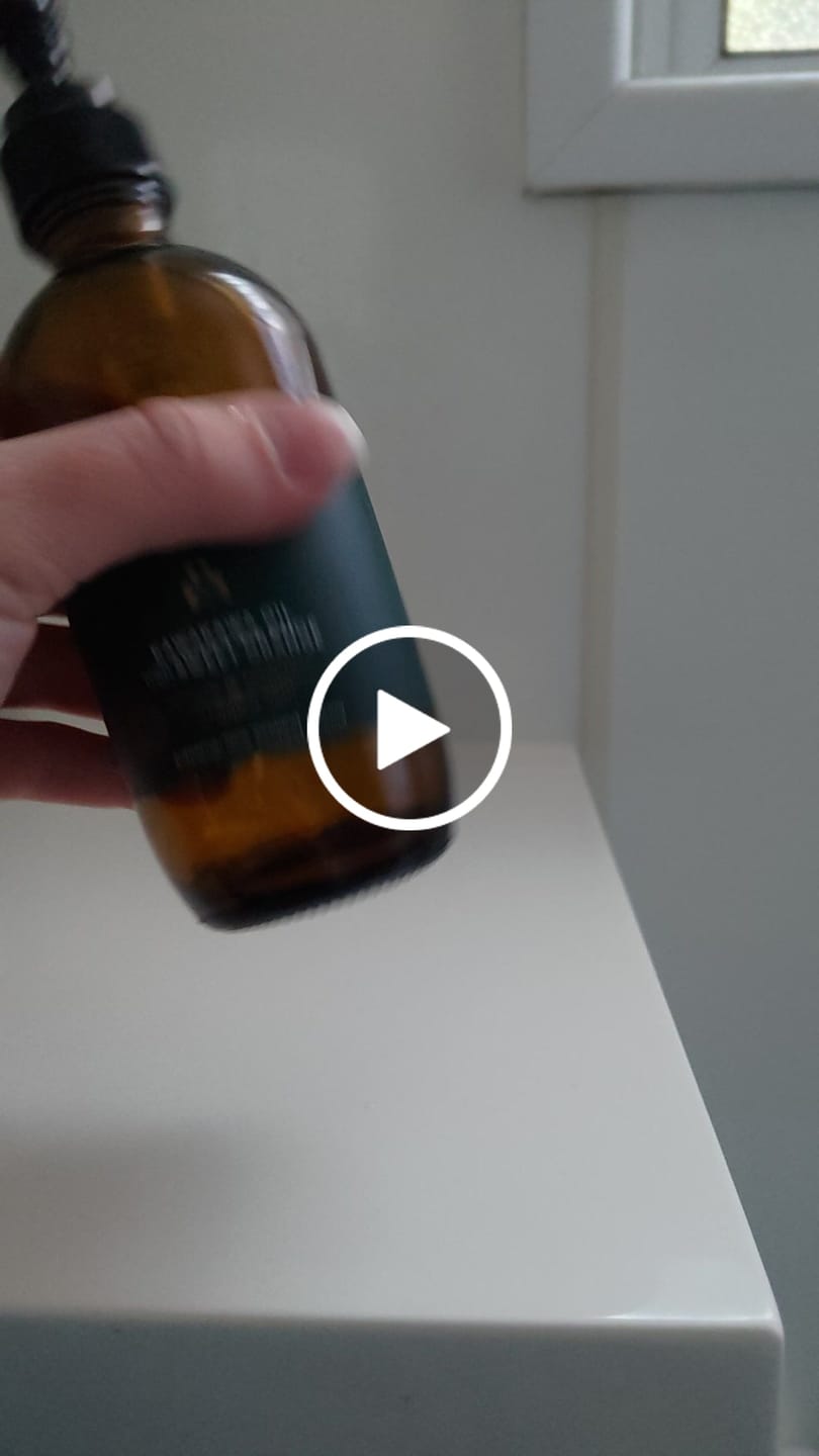 Customer video review of Kawakawa Oil with Sweet Orange