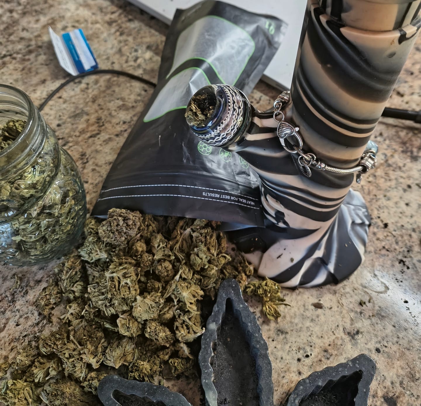 Customer photo review of Bulk THCA Flower Pounds